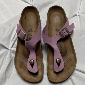 Birkenstock Women's Lavender Gizeh Sandal